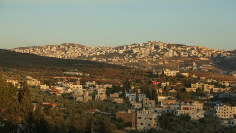 צימרים מול עיבל וגריזים, מבית מרכז סיור ולימוד שומרון