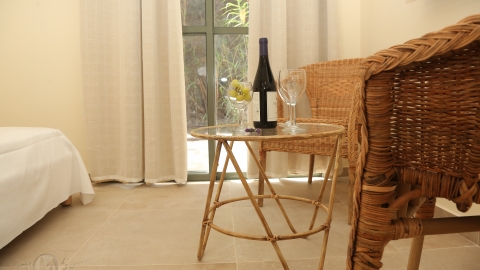 צימרים מול עיבל וגריזים, מבית מרכז סיור ולימוד שומרון