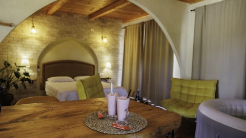 הררי קדם ומגד שמיים