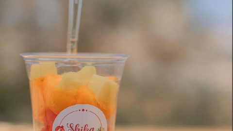 Shika-עגלת קפה בתפוח