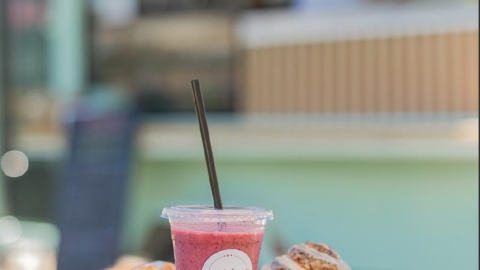 Shika-עגלת קפה בתפוח