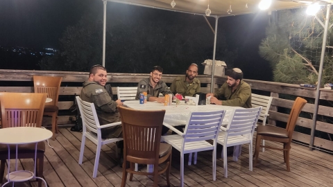 טוּטוּ טוֹסט